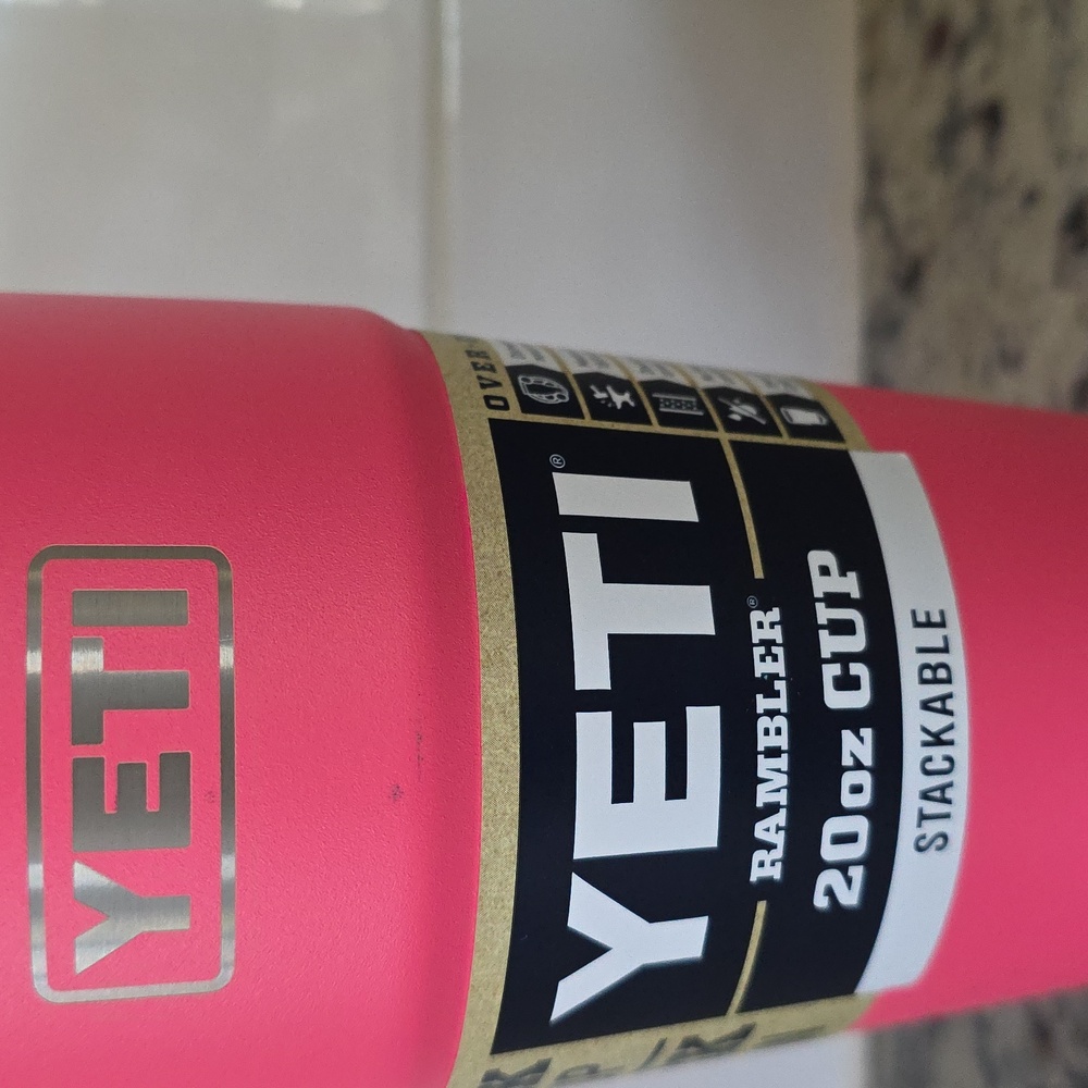 Yeti 20 oz Rambler Stackable - Picture 2 of 7
